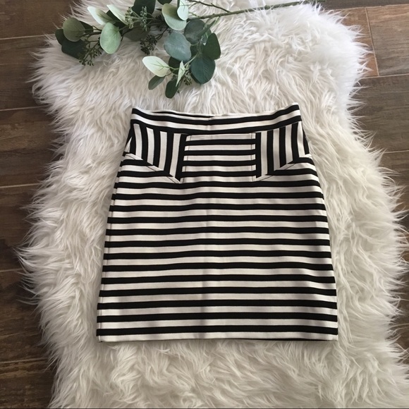French Connection Dresses & Skirts - !! French Connection Striped Bodycon Mini Skirt